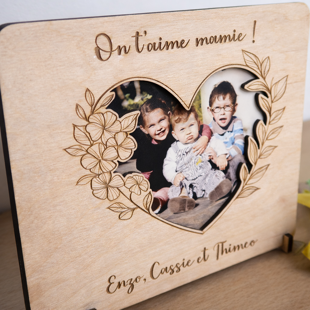 Cadre photo "on t'aime mamie"