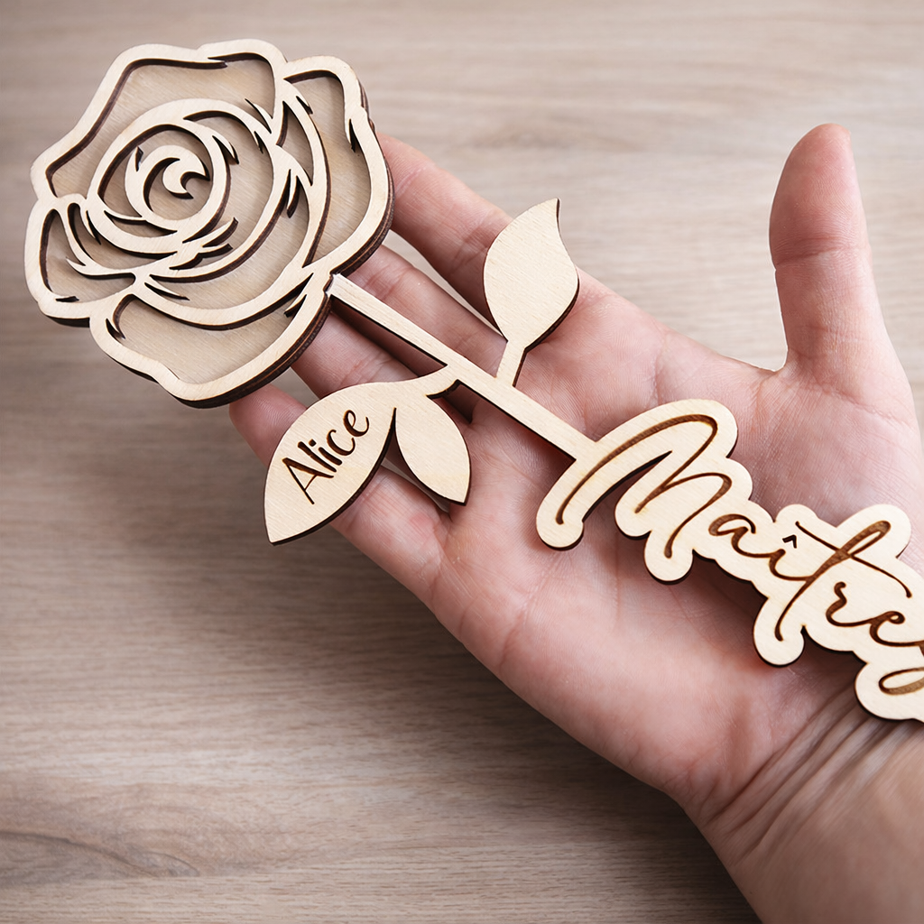 Rose en bois personnalisable "Maîtresse"